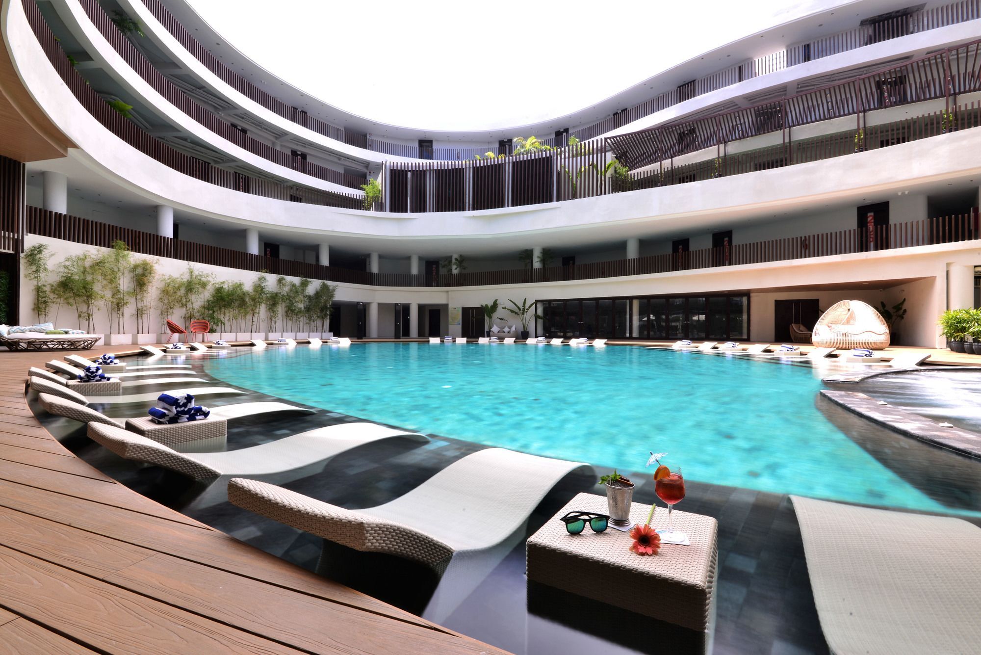Hue Hotels And Resorts Boracay Managed By Hii Manoc-Manoc Екстер'єр фото